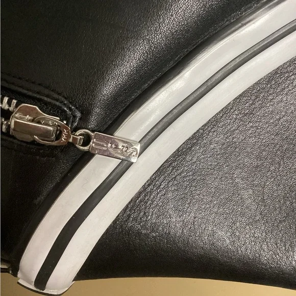 UES Wedge Heel Booties - Picture 8 of 9